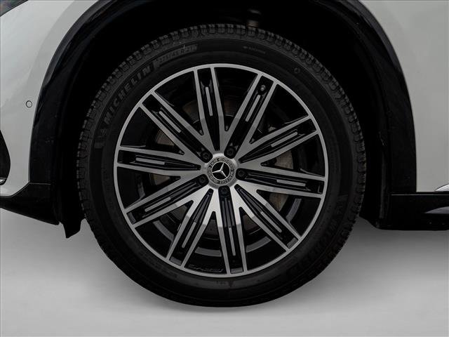 Certified 2023 Mercedes-Benz EQS 450+ 4MATIC SUV w/ Pinnacle Trim Package image 14
