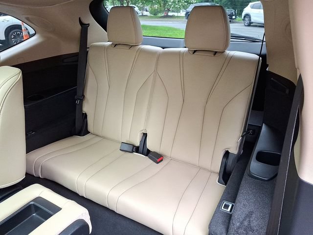Certified 2025 Acura MDX w/ Technology Package AWD/4WD image 10