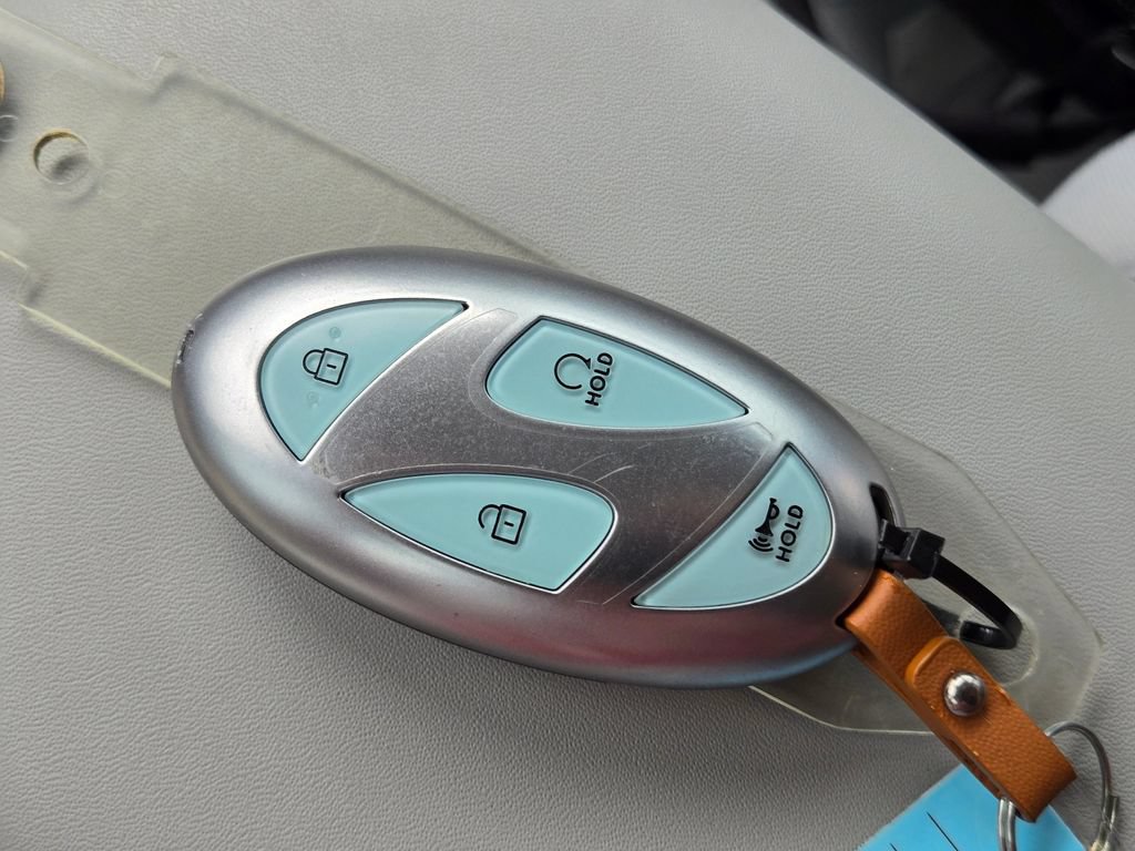 Used 2024 Hyundai Kona SEL FWD image 28