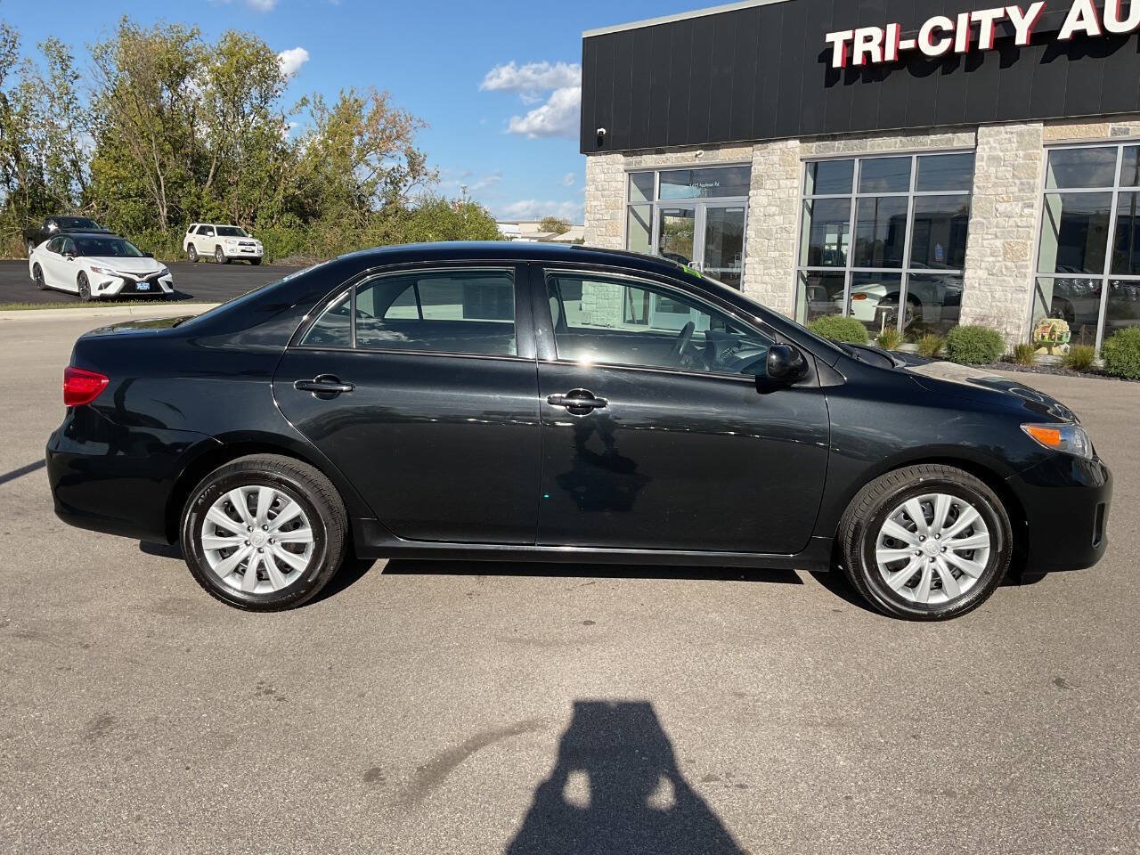 Used 2012 Toyota Corolla LE FWD image 9