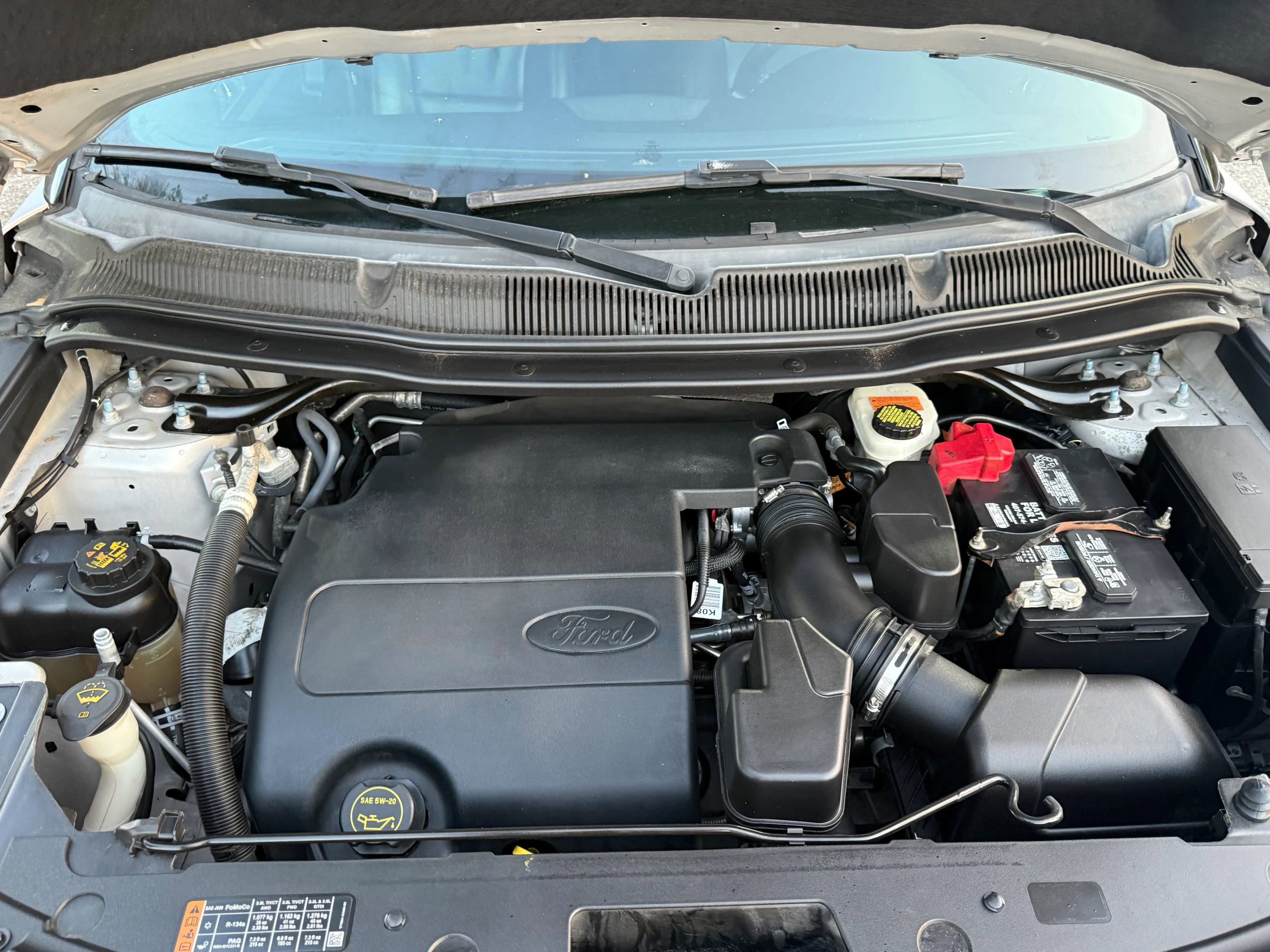 Used 2017 Ford Explorer XLT w/ Equipment Group 202A image 8