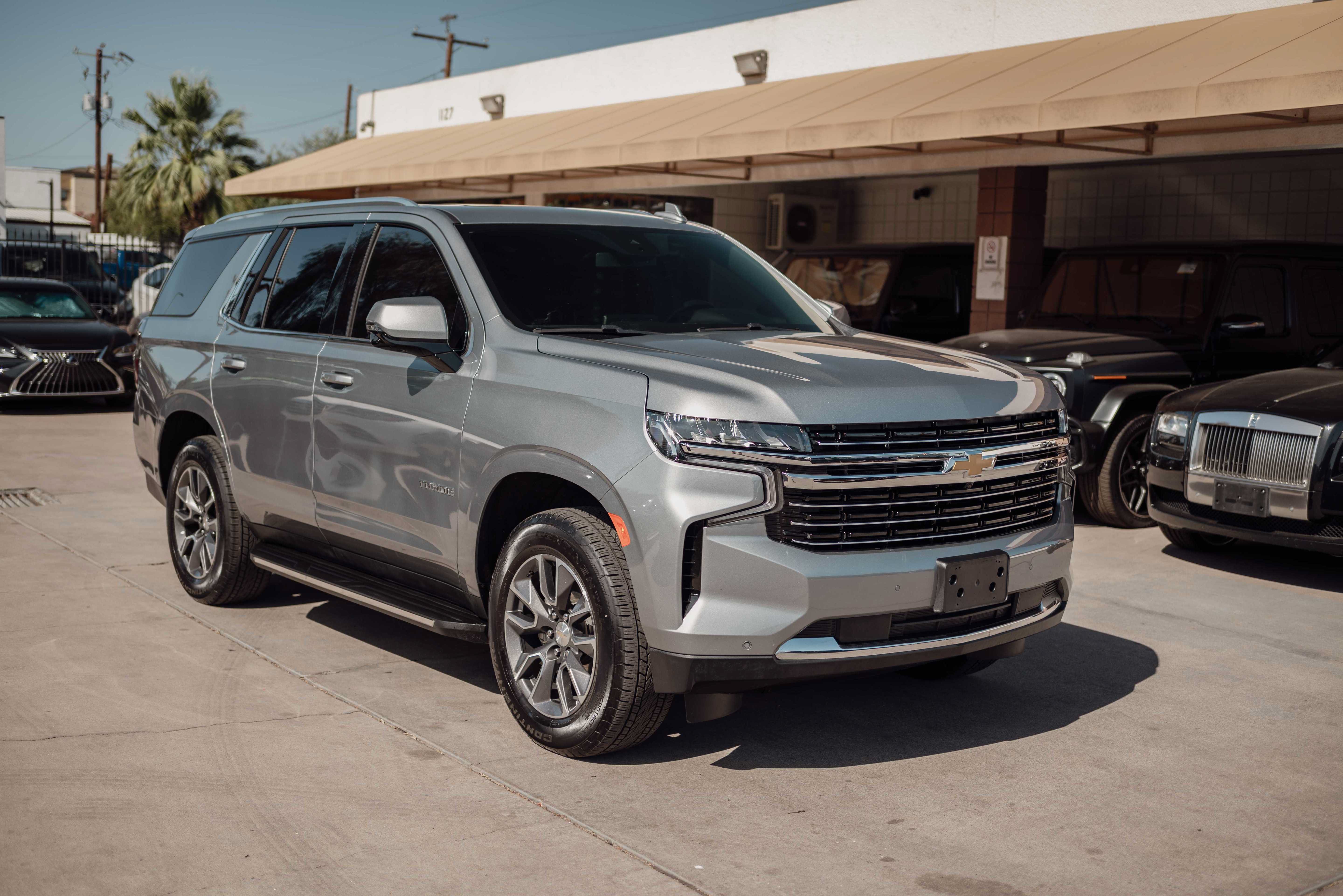 Used 2024 Chevrolet Tahoe LT w/ LT Signature Plus Package AWD/4WD image 3