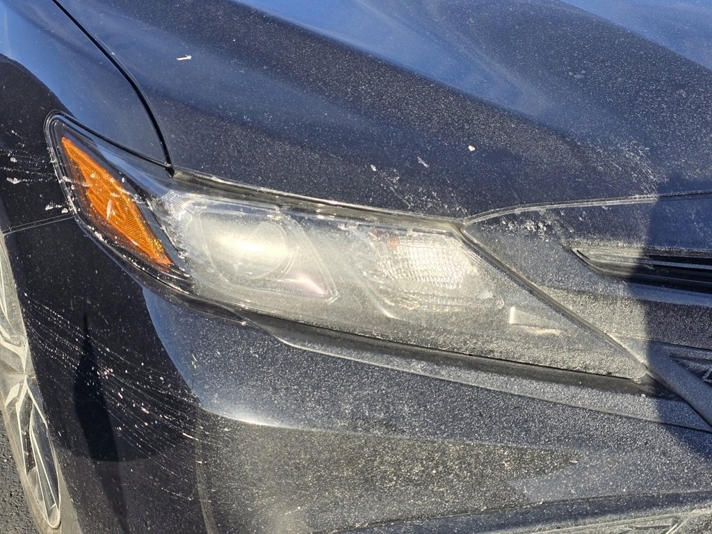 Used 2024 Toyota Camry SE image 18