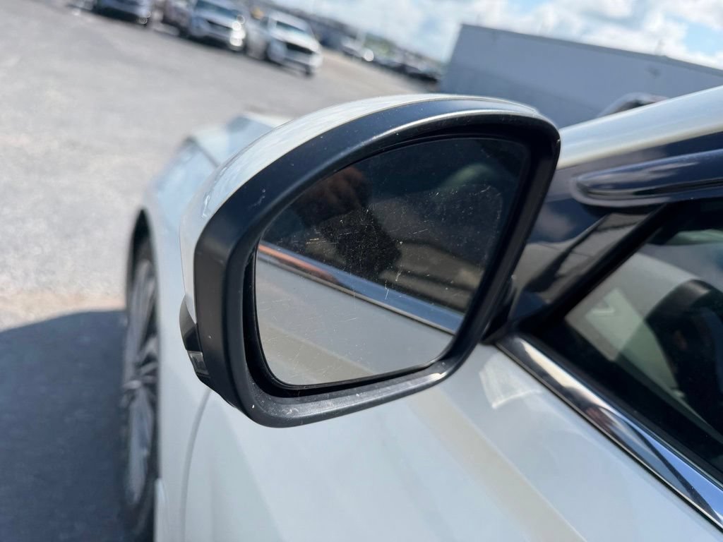 Used 2025 Nissan Altima 2.5 SL FWD image 9