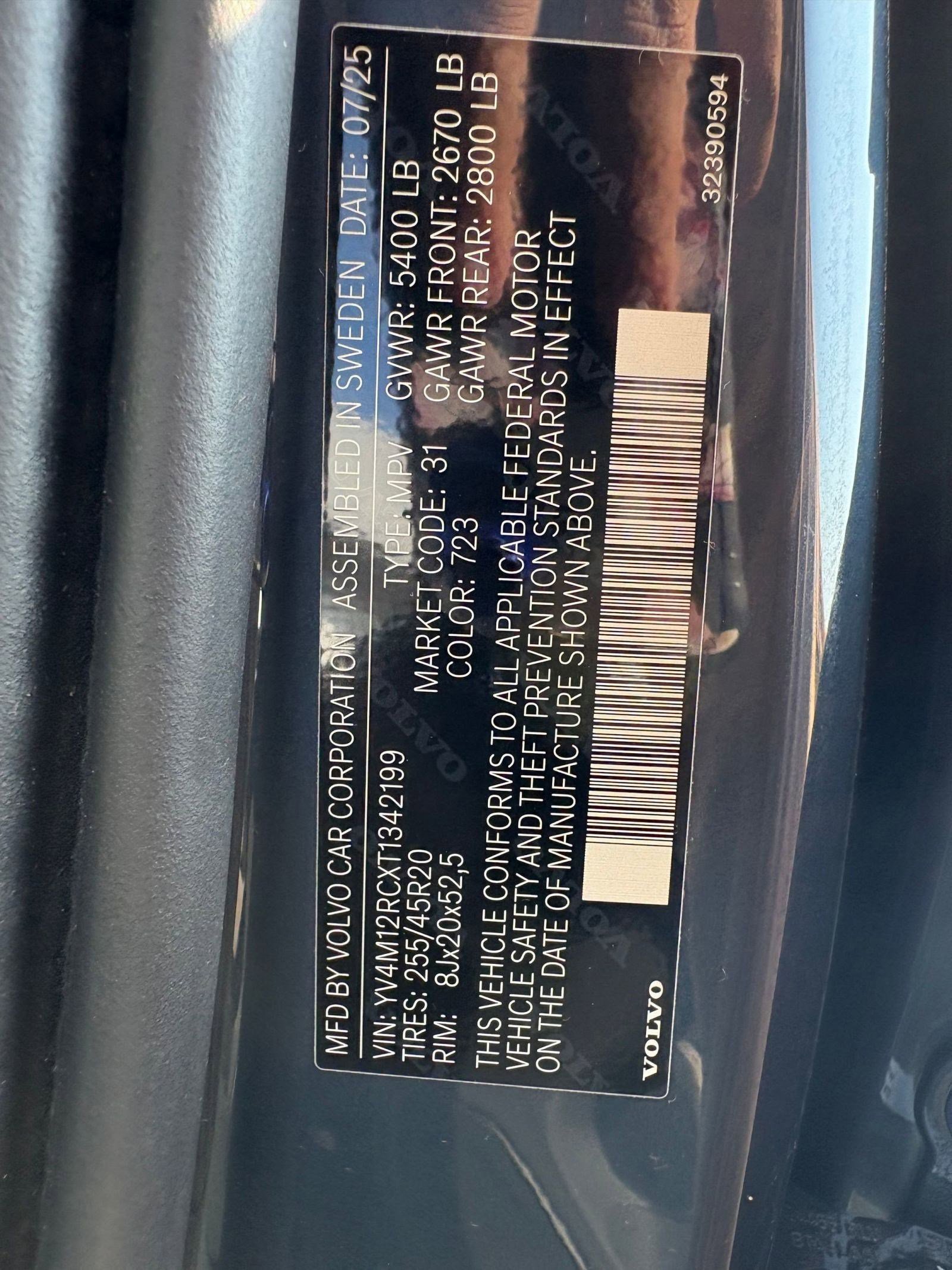 New 2026 Volvo XC60 B5 Plus w/ Protection Package Premier image 22