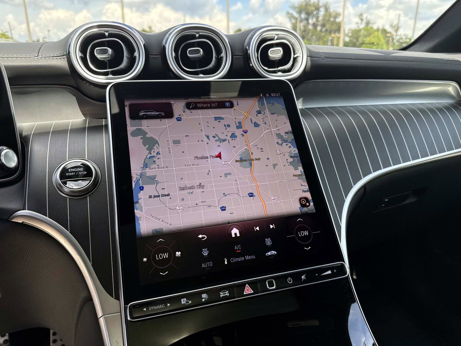 Certified 2025 Mercedes-Benz GLC 350e 4MATIC image 22