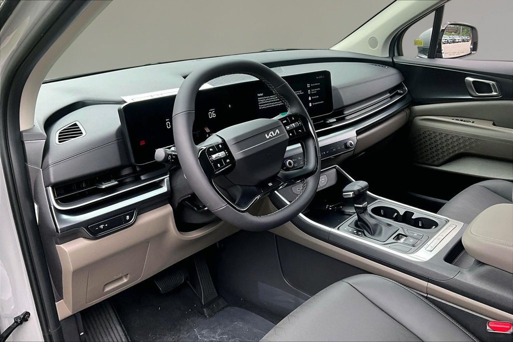 New 2027 Kia Carnival FWD image 6