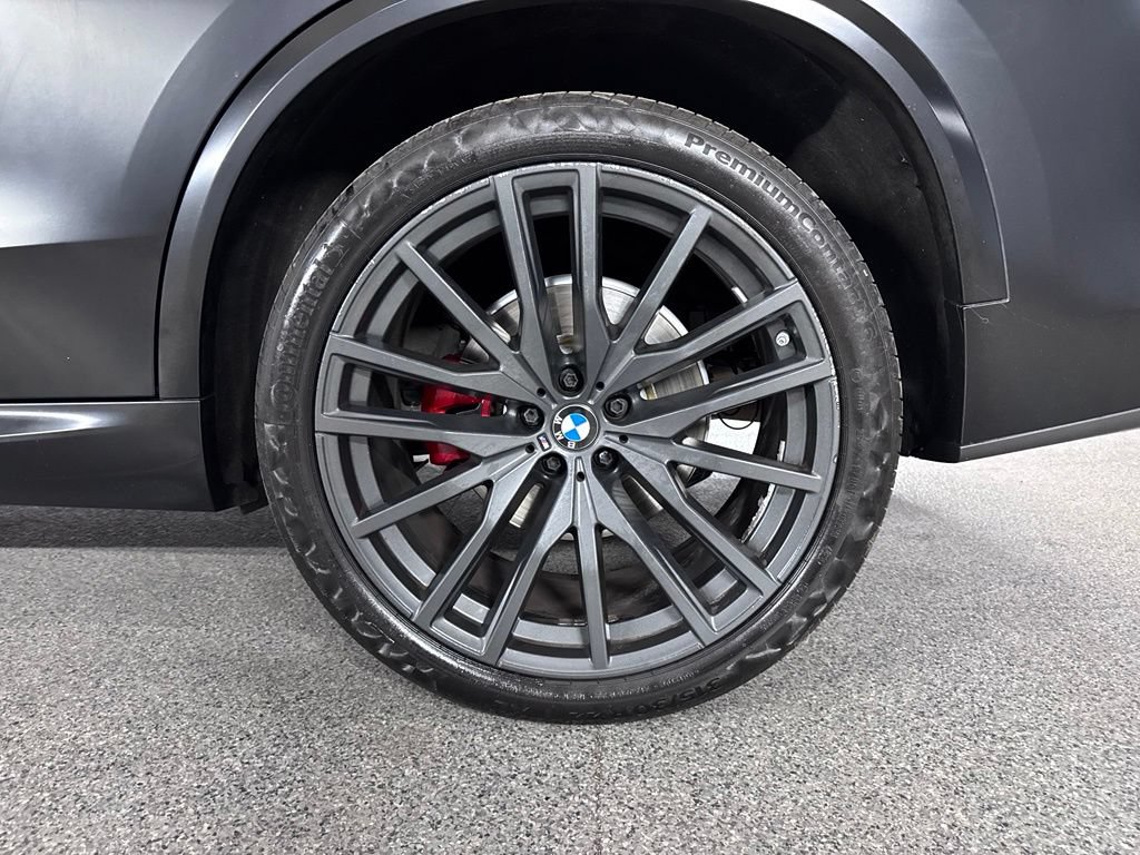 Used 2022 BMW X5 xDrive40i AWD/4WD image 16