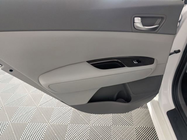 Used 2016 Kia Optima EX w/ Option Group 040 image 29