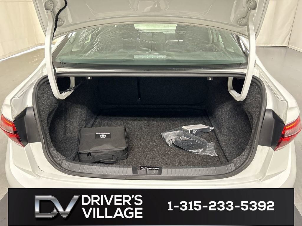 Certified 2023 Volkswagen Jetta S FWD image 21