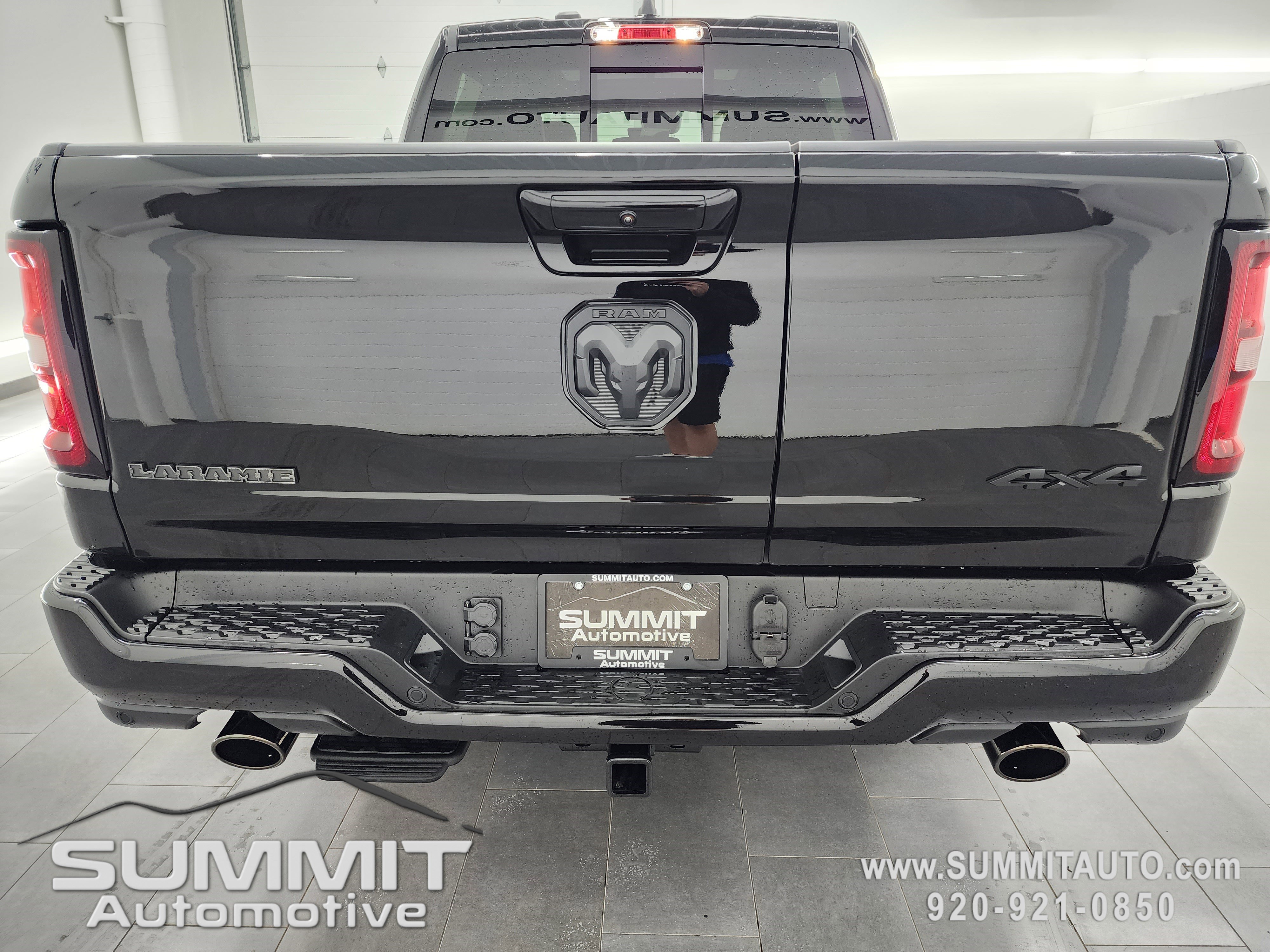 New 2026 RAM 1500 Laramie w/ Night Edition image 31