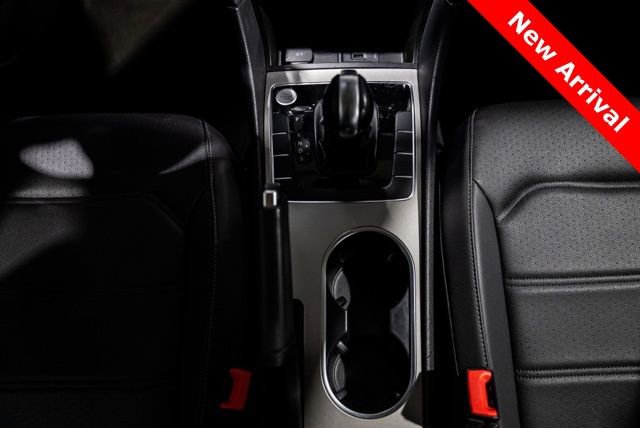 Used 2022 Volkswagen Passat 2.0T SE image 19
