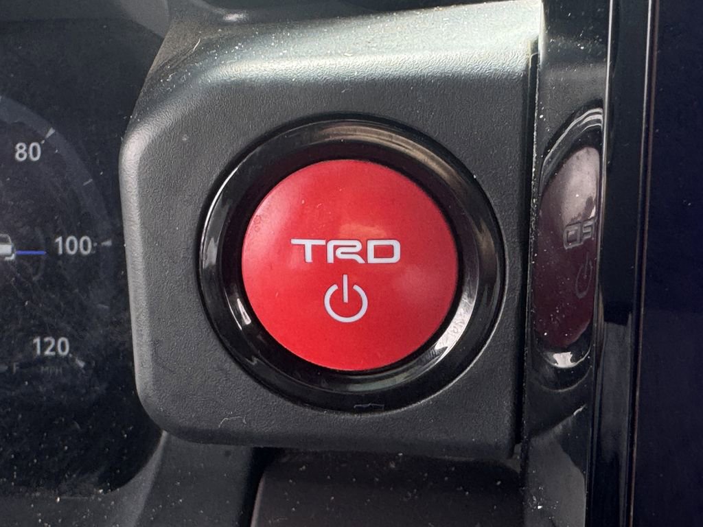 Used 2024 Toyota Tacoma TRD Off-Road image 22