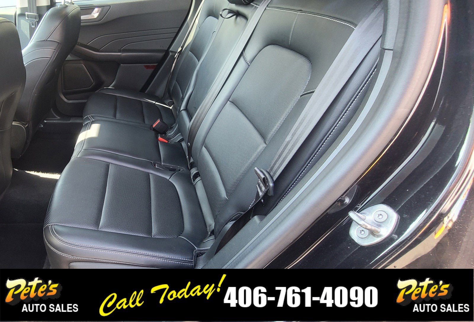 Used 2021 Ford Escape Titanium AWD/4WD image 13