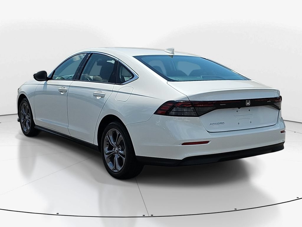 Used 2024 Honda Accord EX image 8