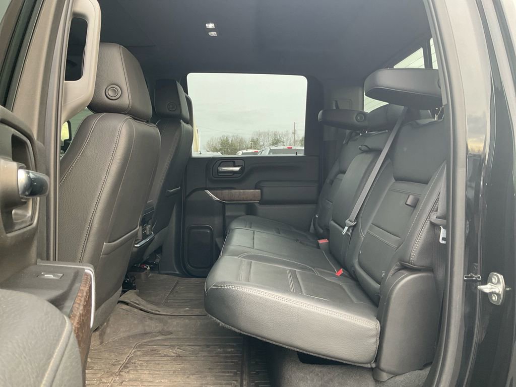 Used 2022 GMC Sierra 3500 Denali w/ Denali Ultimate Package image 14
