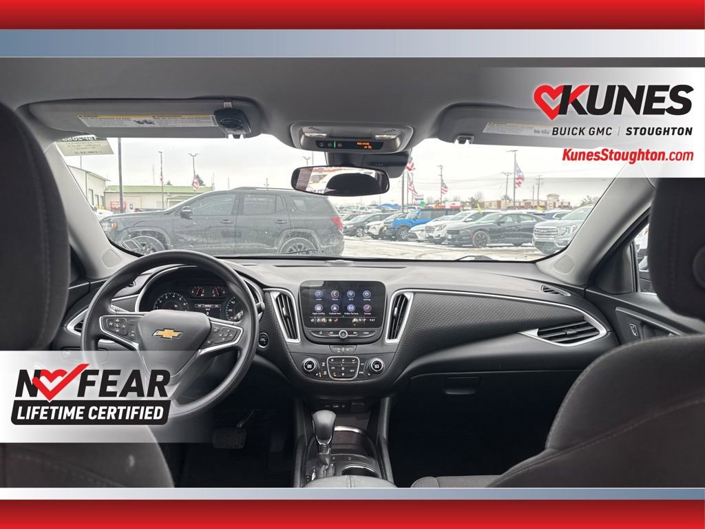 Used 2024 Chevrolet Malibu LT image 35