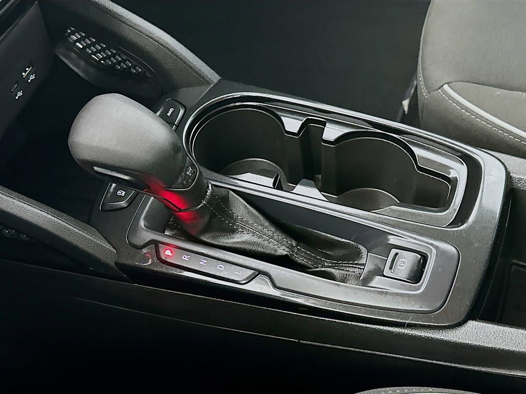 Used 2025 Chevrolet TrailBlazer LT AWD/4WD image 16