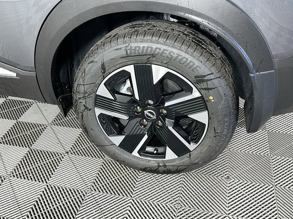 New 2026 Nissan Kicks SV w/ SV Premium Package image 38