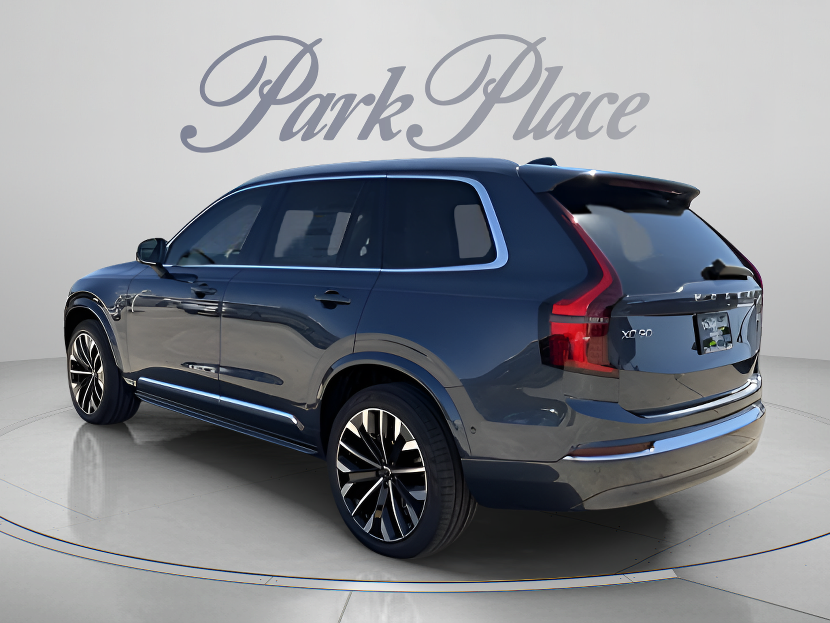 New 2026 Volvo XC90 B5 Ultra w/ Protection Package Premier AWD/4WD image 3