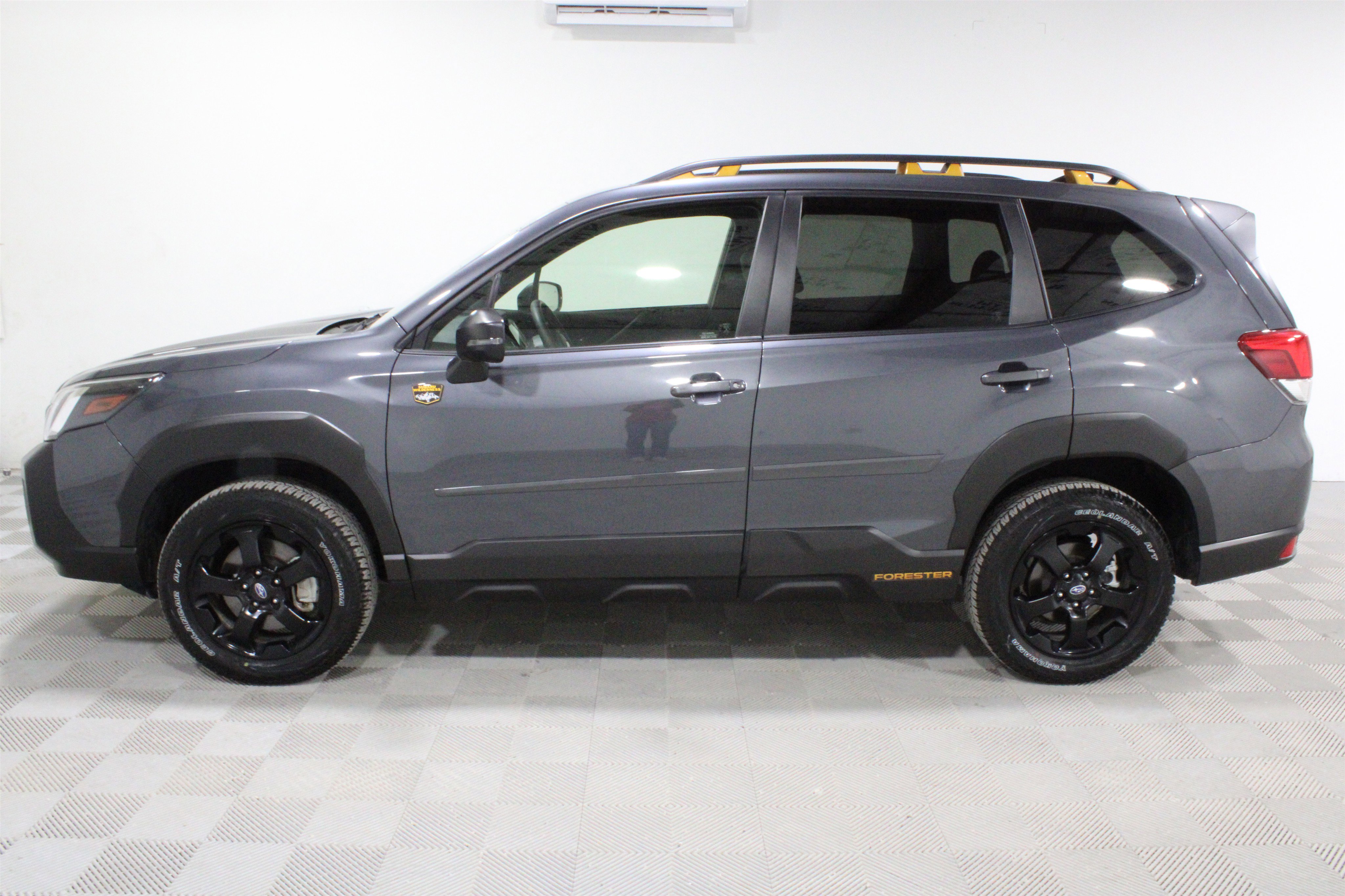 Certified 2025 Subaru Forester Wilderness AWD/4WD image 30