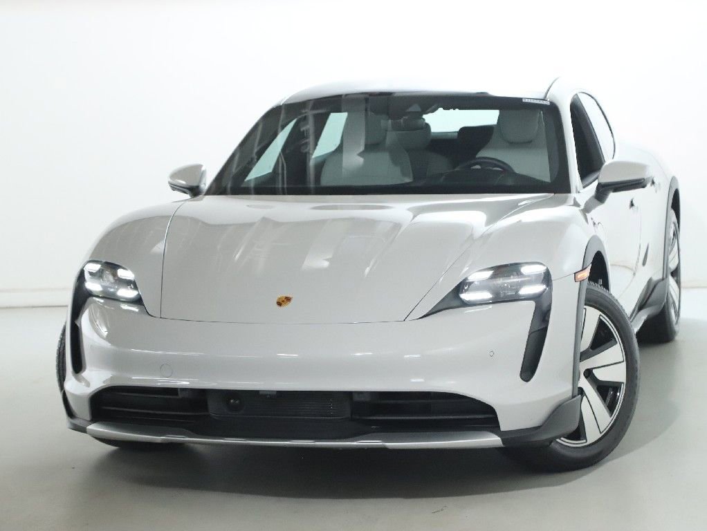 Used 2022 Porsche Taycan 4S AWD/4WD image 3