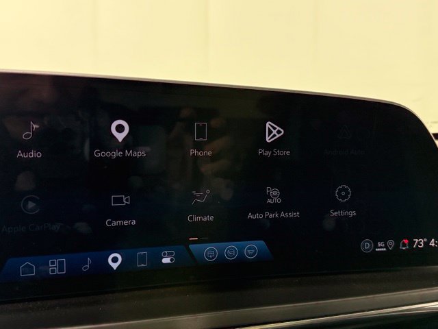 Certified 2024 Cadillac Lyriq Tech w/ Driver Assist Package RWD image 21