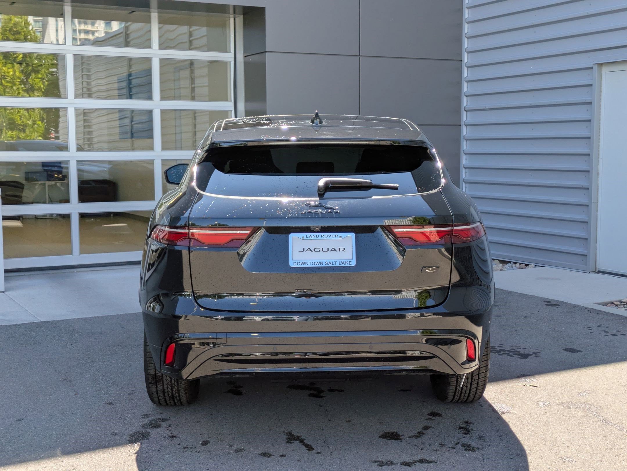 New 2026 Jaguar F-PACE R-Dynamic S image 4