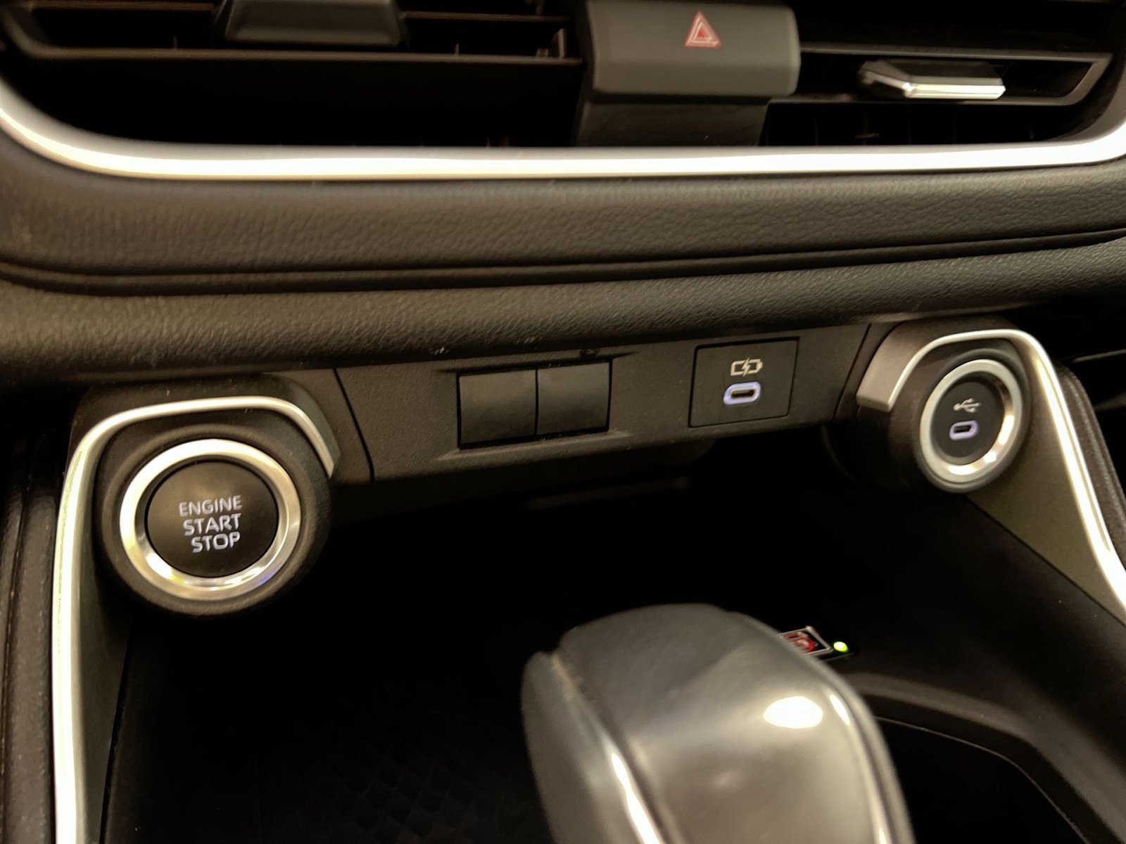 Used 2025 Toyota Grand Highlander AWD image 34