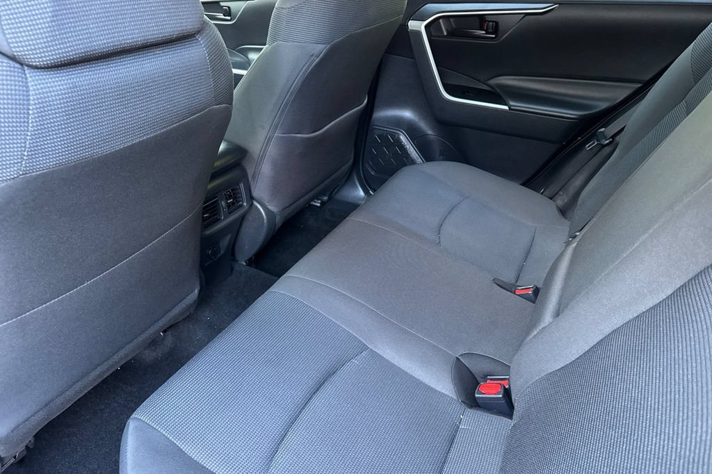 Certified 2024 Toyota RAV4 LE AWD/4WD image 11
