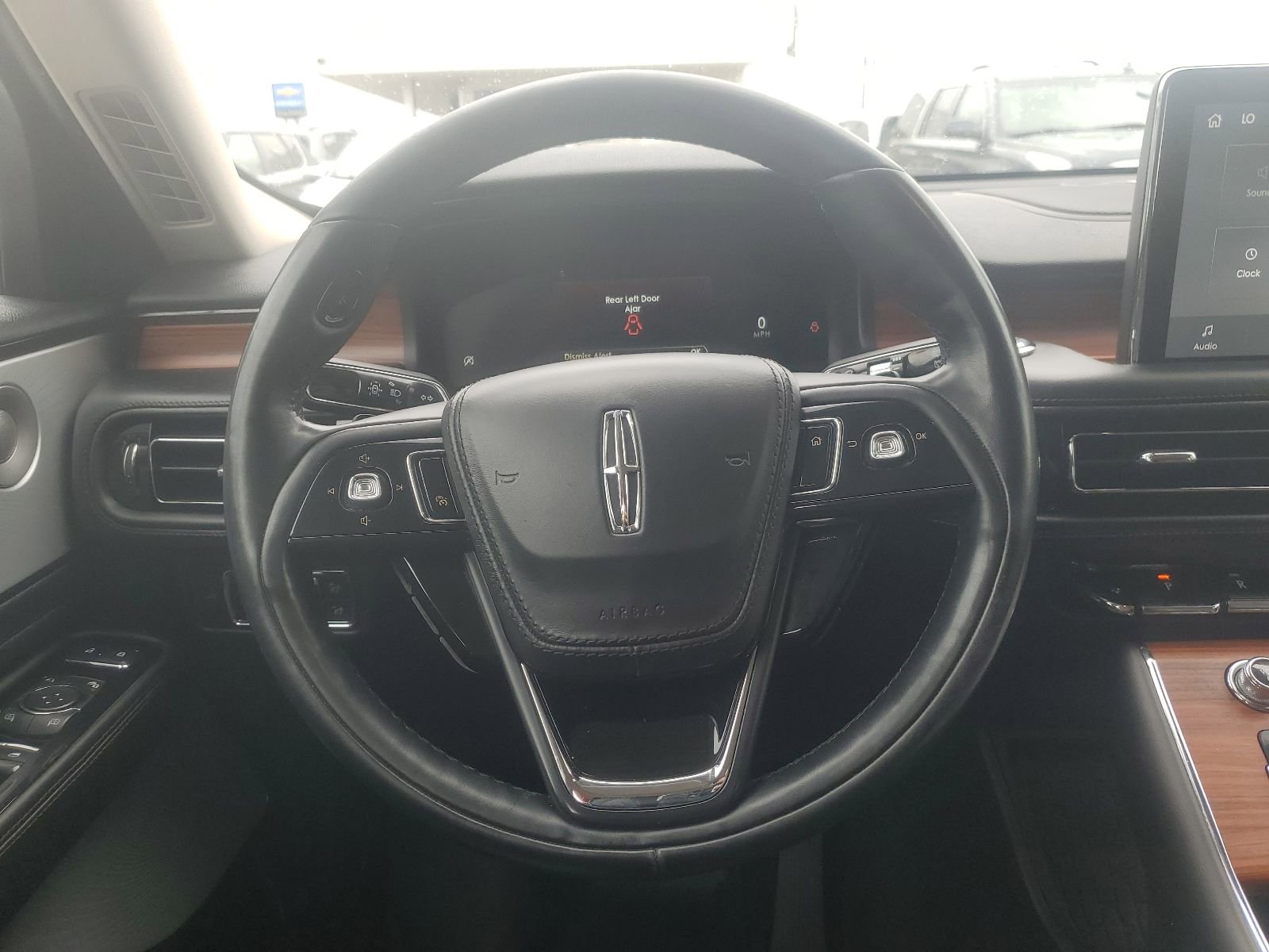 Used 2020 Lincoln Aviator Reserve w/ Equipment Group 202A image 11