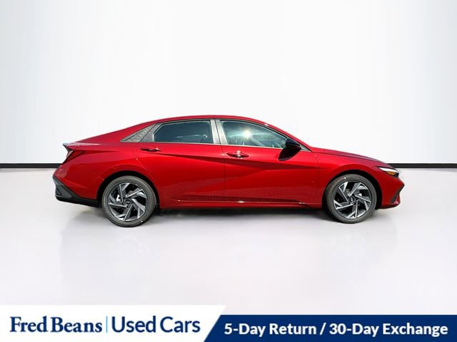 Used 2025 Hyundai Elantra Sport image 8