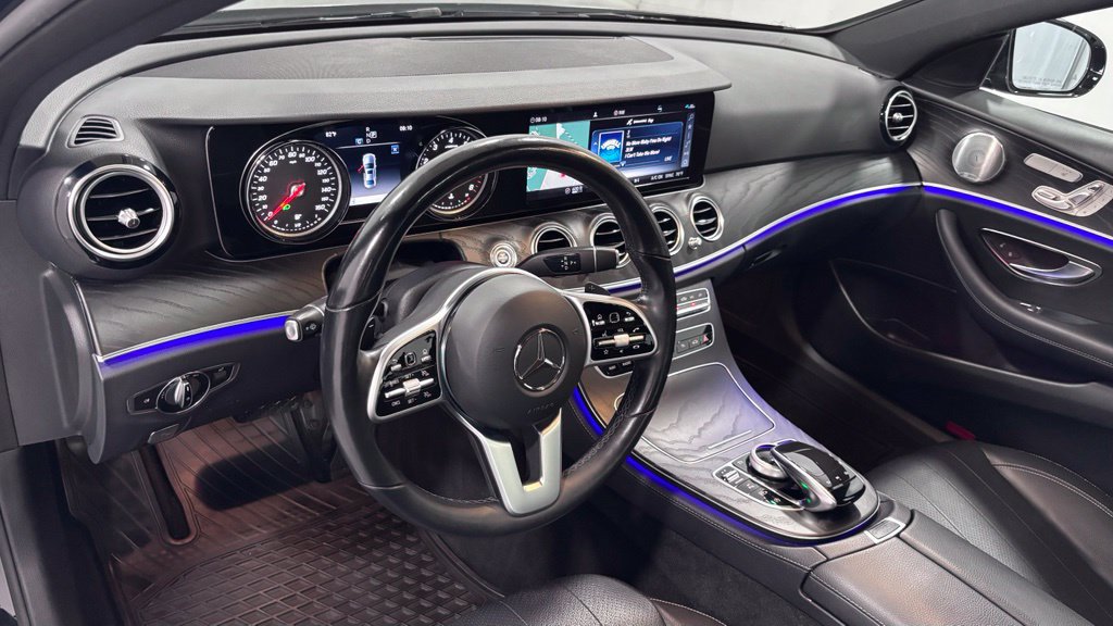 Used 2019 Mercedes-Benz E 300 4MATIC image 10
