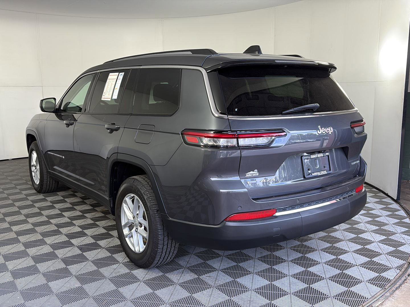 Used 2021 Jeep Grand Cherokee L Laredo w/ Luxury Tech Group I image 42