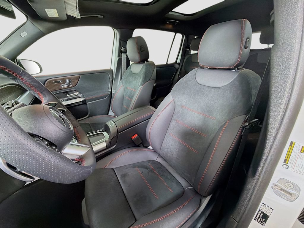 New 2026 Mercedes-Benz GLB 250 4MATIC image 12