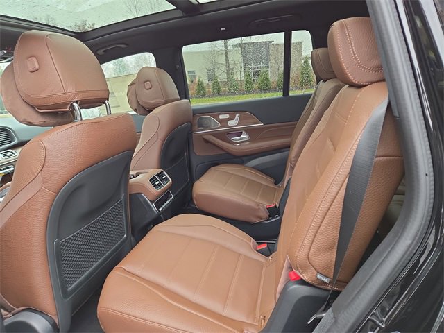 New 2026 Mercedes-Benz GLS 580 4MATIC image 30