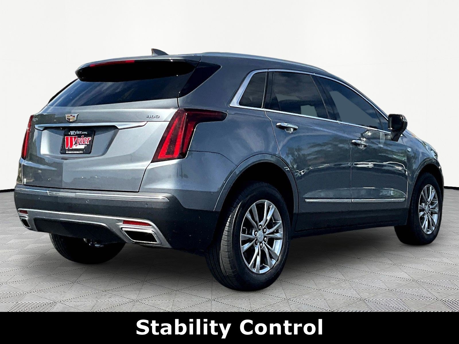 Used 2021 Cadillac XT5 Premium Luxury FWD image 6