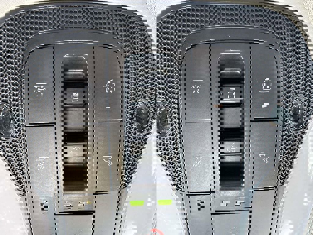 Used 2024 INFINITI QX60 Luxe w/ Cargo Package image 26