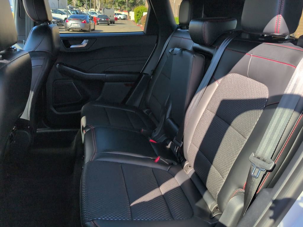 Used 2024 Ford Escape ST-Line w/ Tech Pack #1 image 23