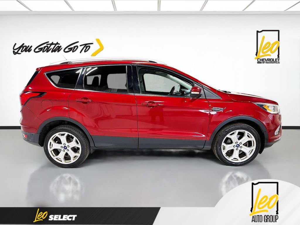 Used 2019 Ford Escape Titanium AWD/4WD image 4