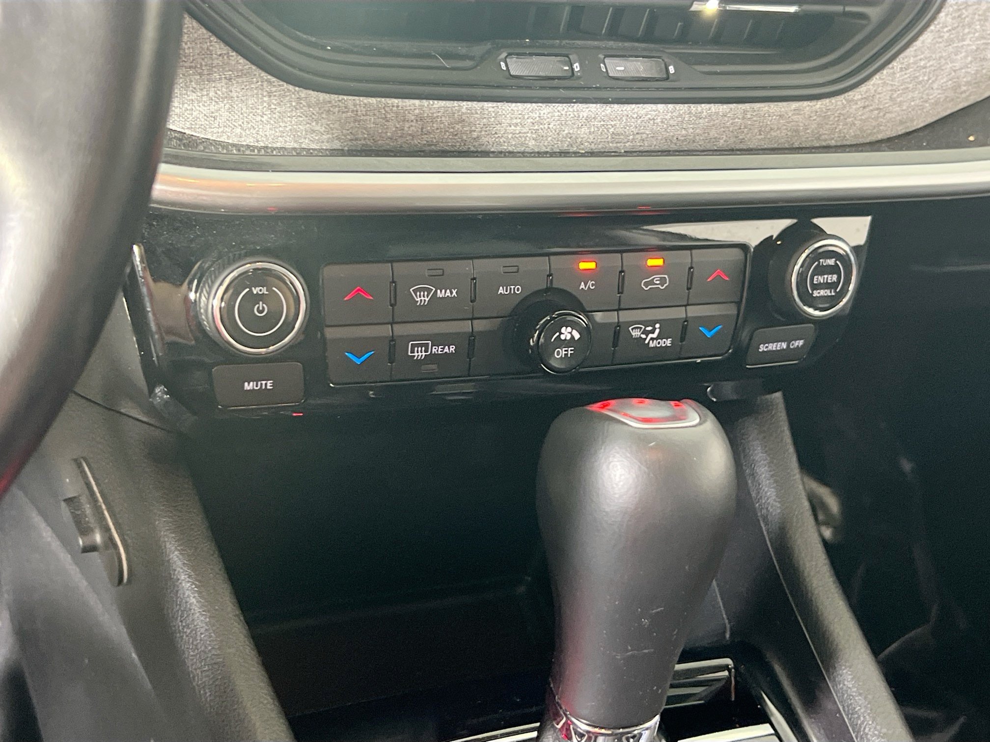 Used 2022 Jeep Compass Latitude w/ Convenience Group AWD/4WD image 15