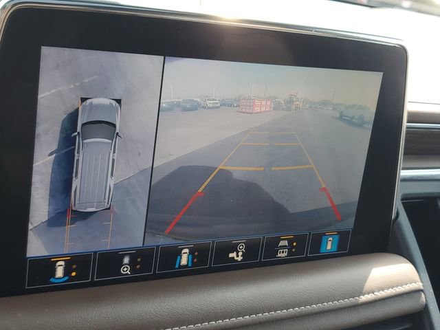 Used 2021 Chevrolet Suburban High Country w/ Premium Package AWD/4WD image 27