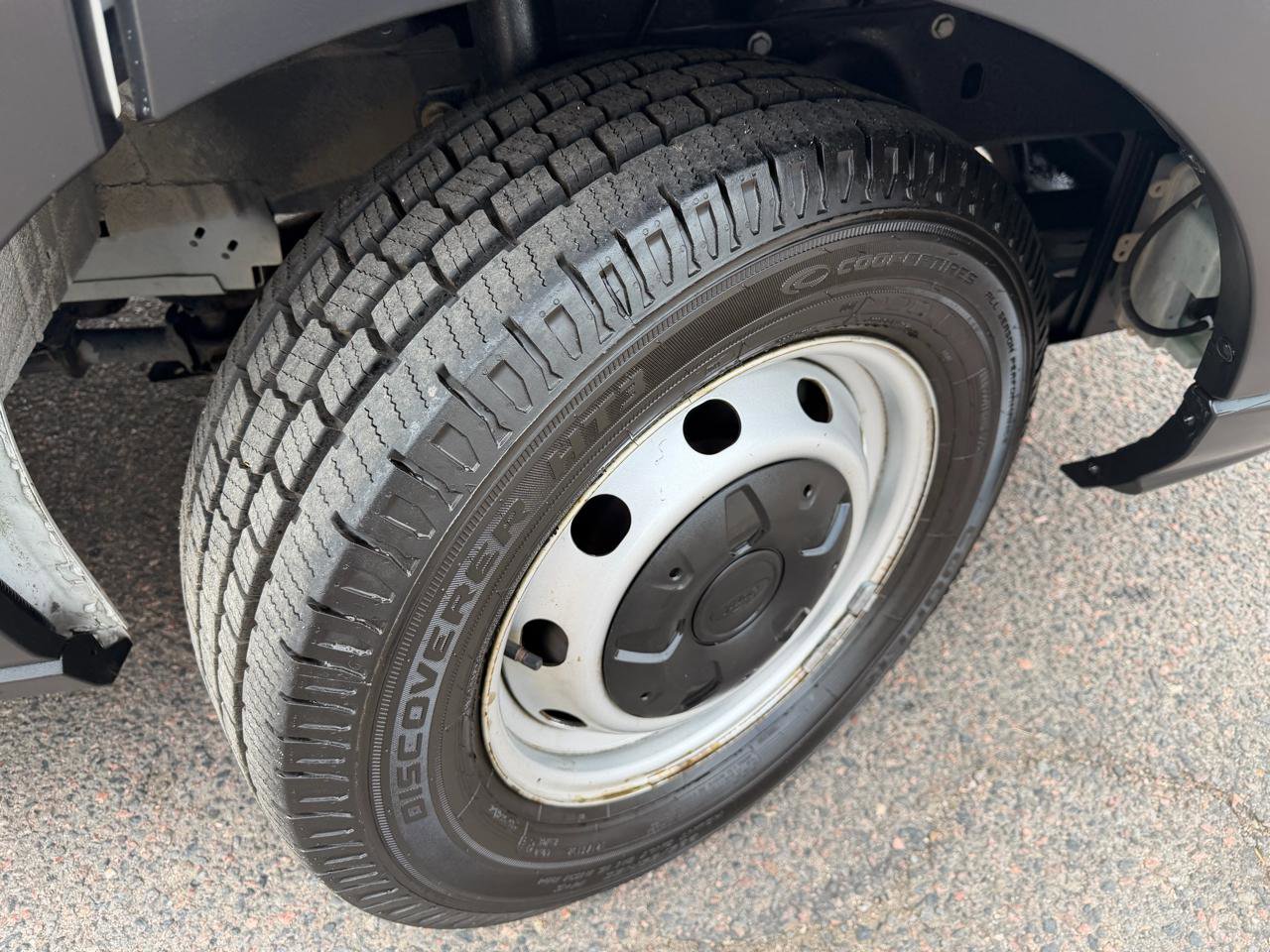 Used 2019 Ford Transit 150 148 Low Roof RWD image 34