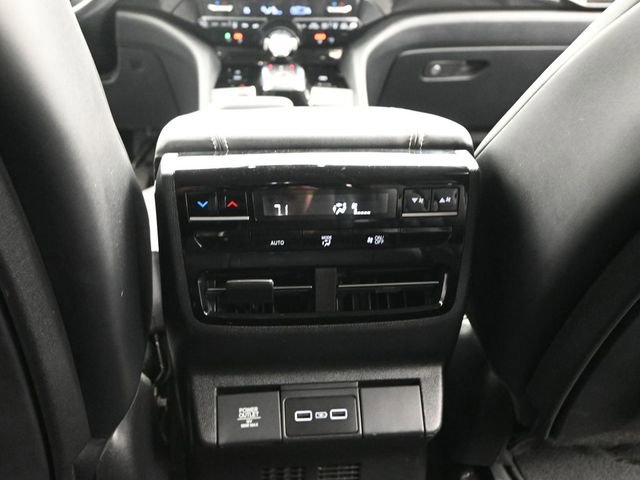 Used 2023 Acura MDX SH-AWD w/ Technology Package image 18