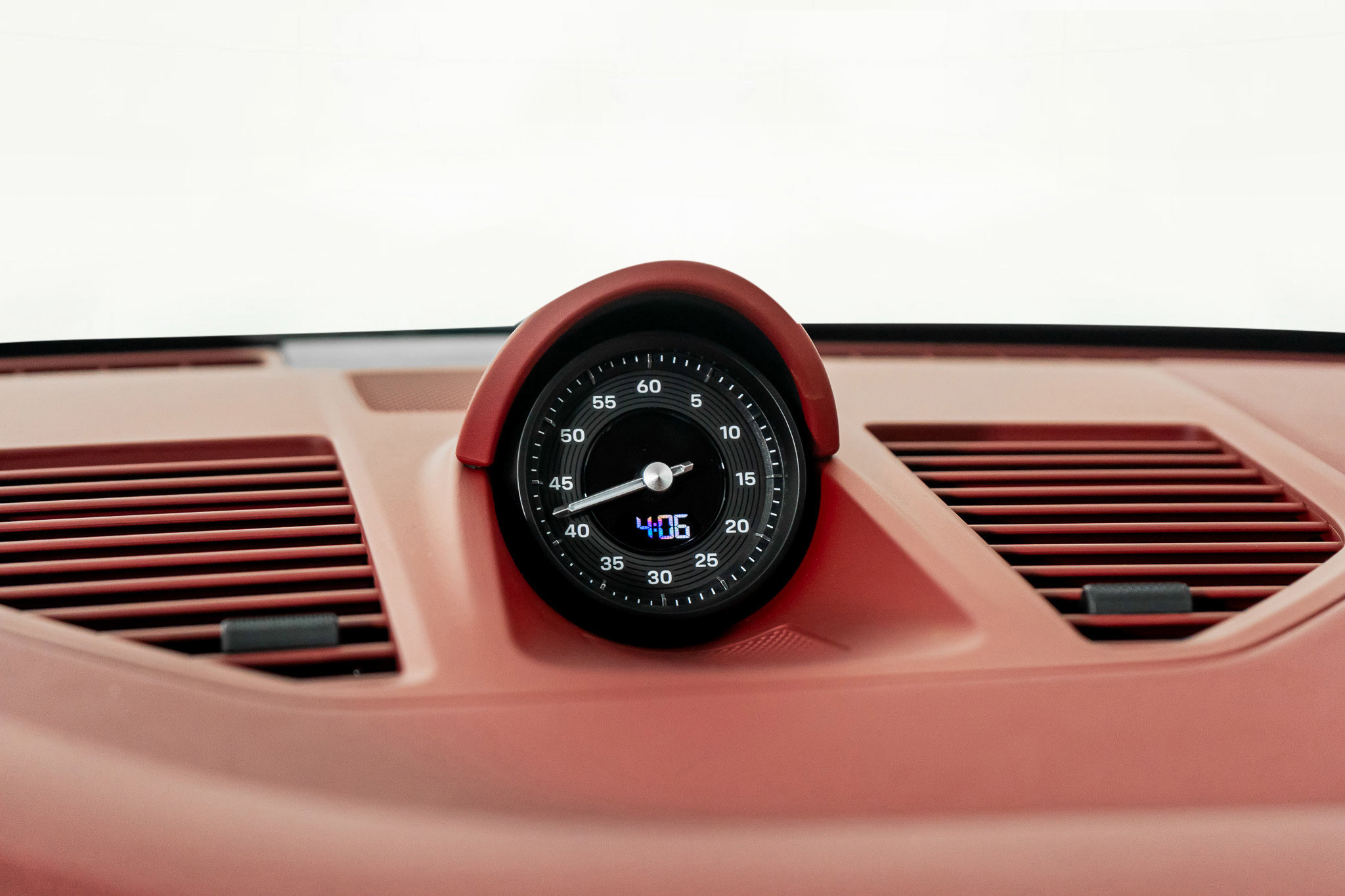 Used 2025 Porsche 911 Carrera S w/ Premium Package RWD image 45