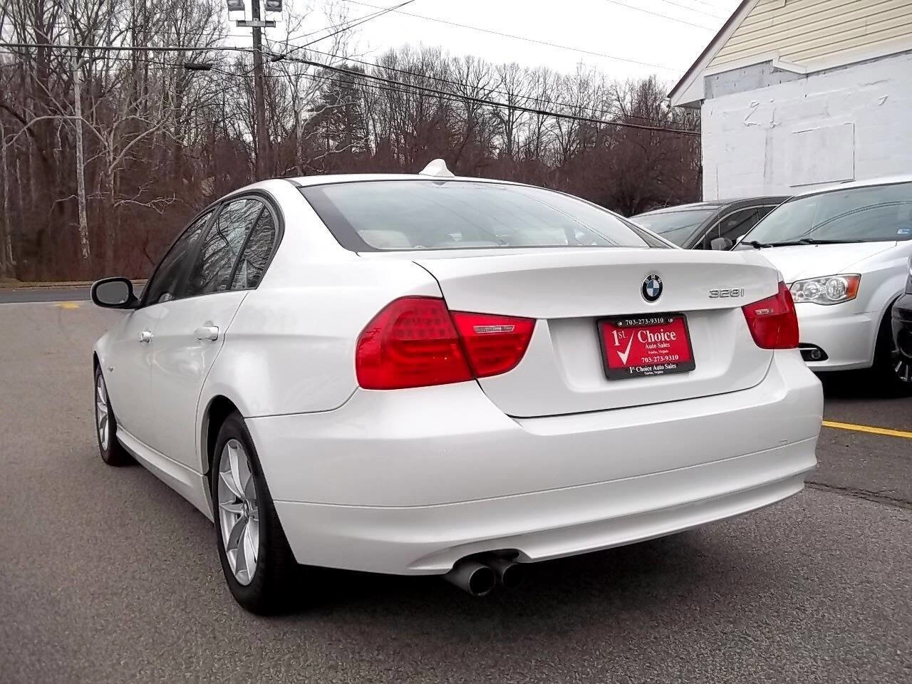 Used 2010 BMW 328i Sedan image 3