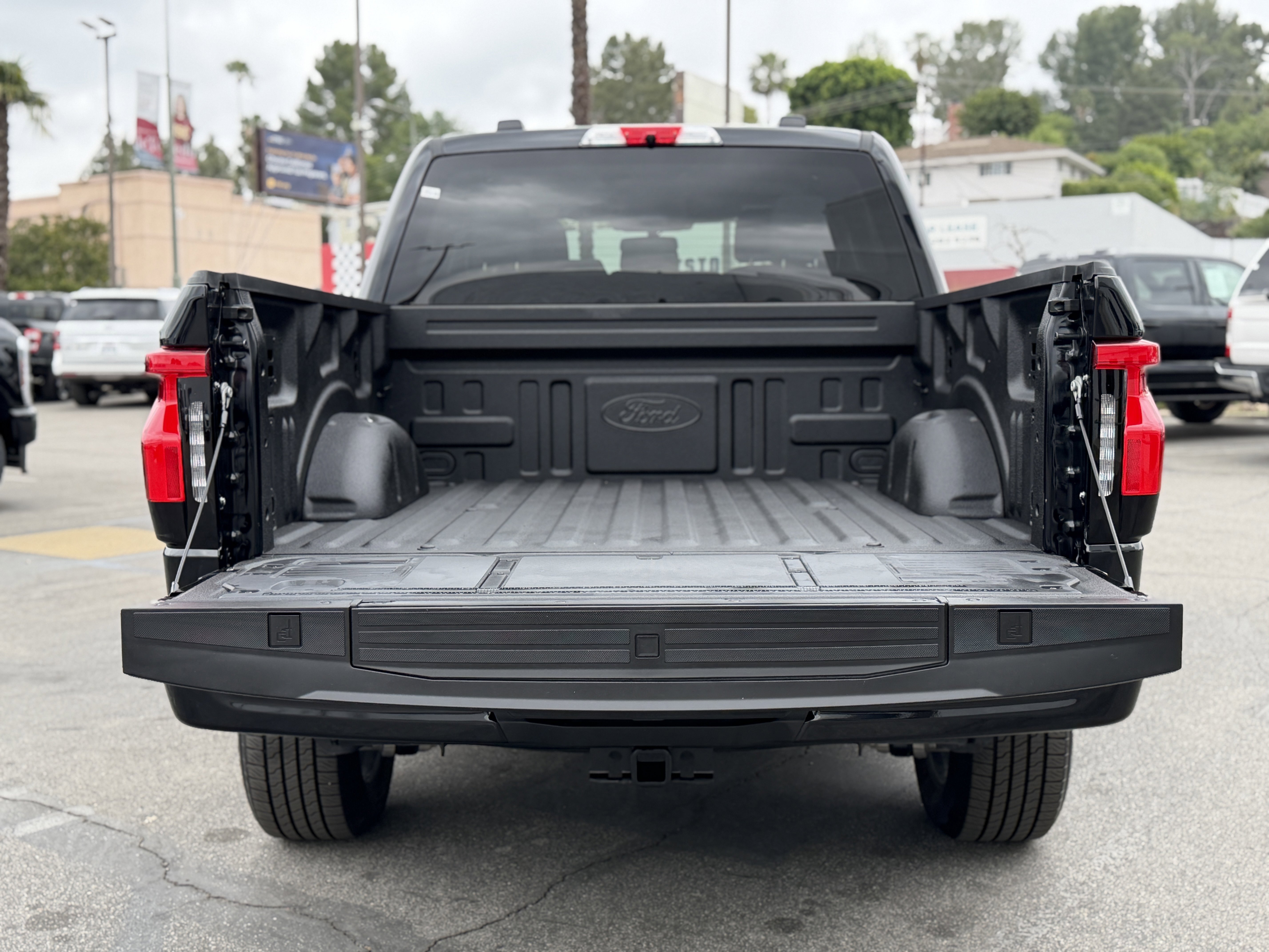 Certified 2024 Ford F150 Lightning Flash AWD/4WD image 10