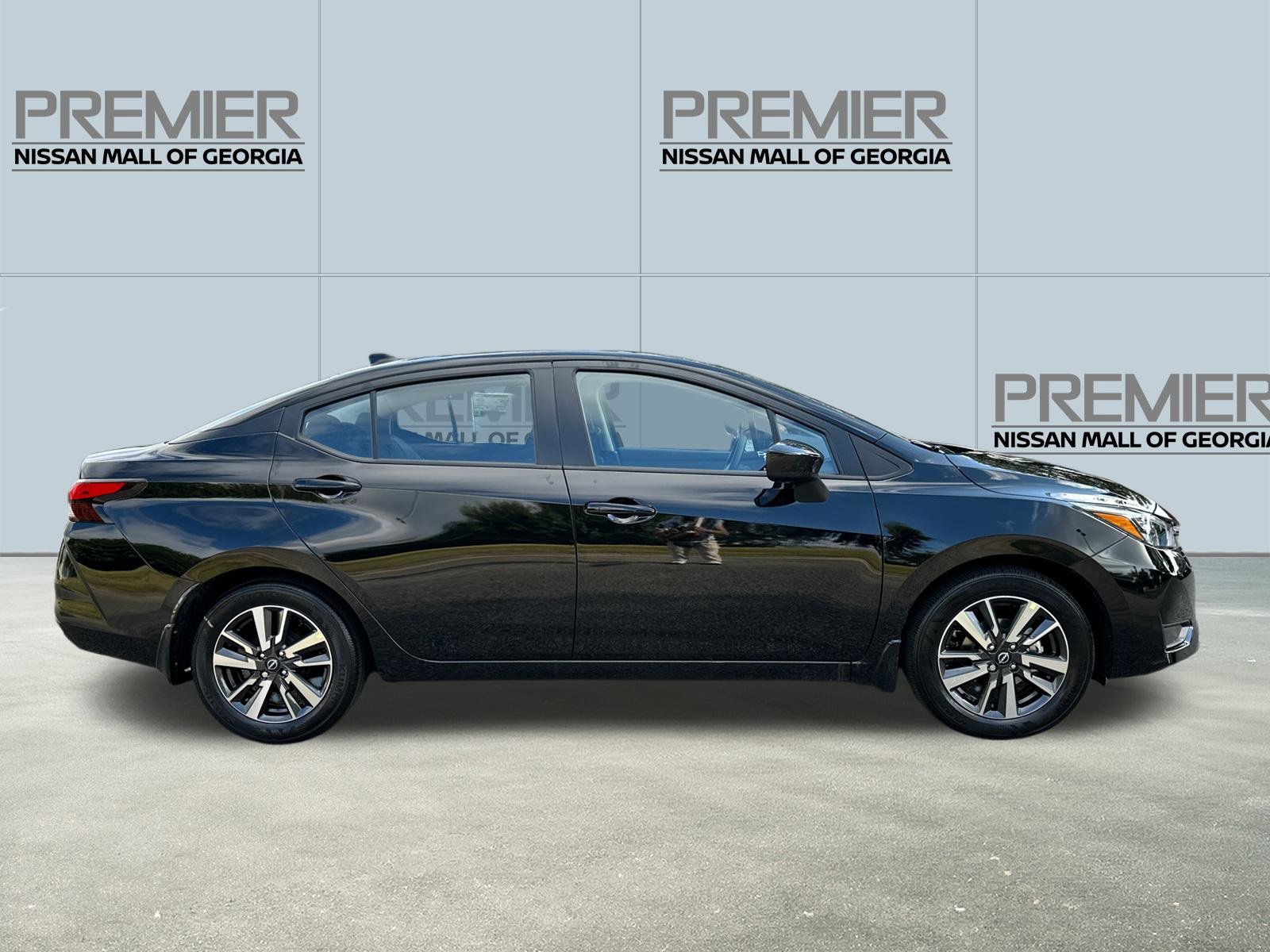 New 2025 Nissan Versa SV w/ Trunk Package image 4