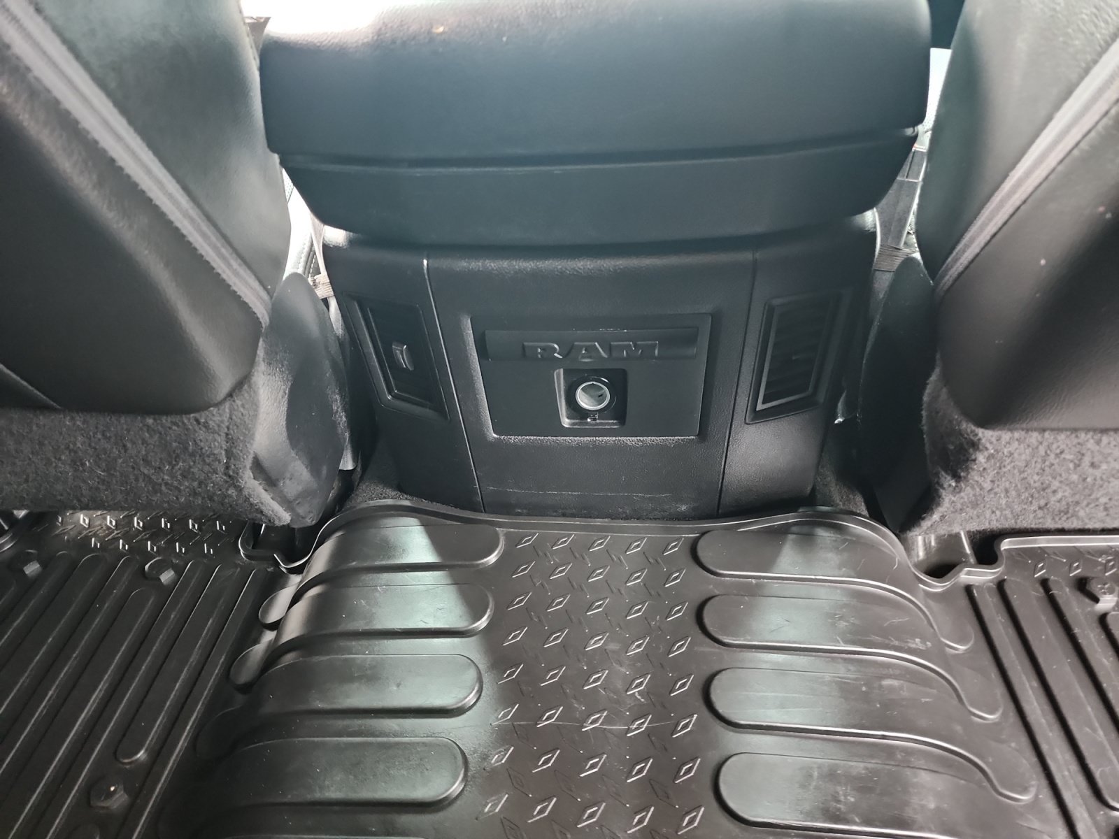 Used 2014 RAM 1500 Sport w/ Convenience Group RWD image 27