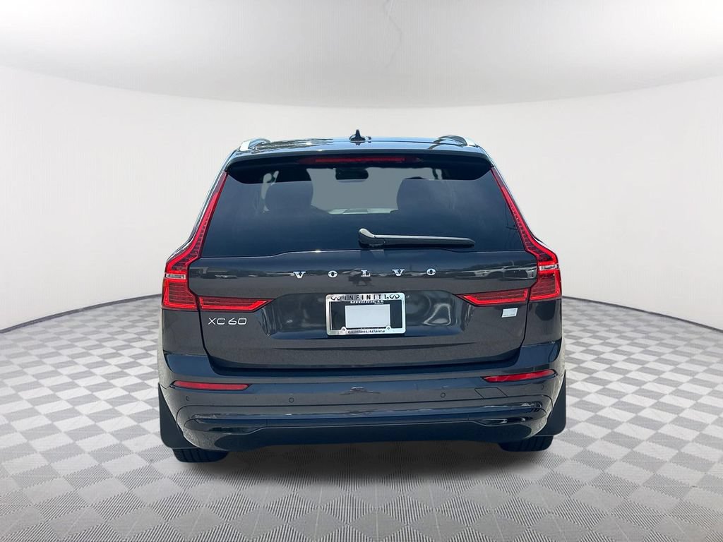 Used 2023 Volvo XC60 T8 Core AWD/4WD image 6
